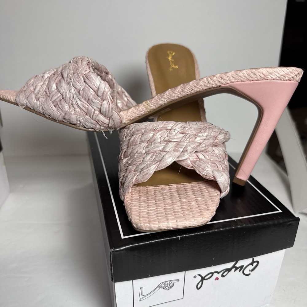 Qupid Pink Raffia Braided Heels Pumps‎ Sandals NEW Size 10
